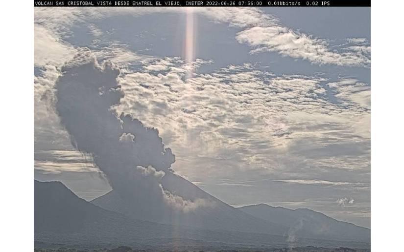 INETER da detalles sobre explosión de gases en el volcán San Cristóbal 