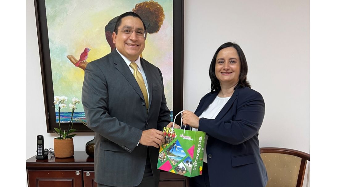 Representante de Nicaragua se reúne con Ministra de la Niñez de Costa Rica