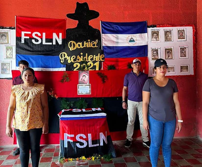 Homenaje a los militantes sandinistas Bayron Betanco y Dennis García