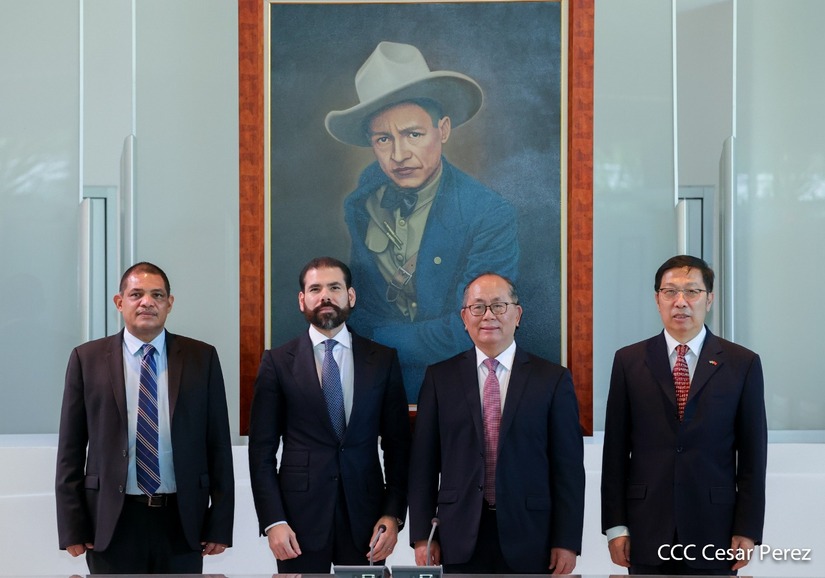 Autoridades de Nicaragua se reúnen con representante especial del Gobierno de China