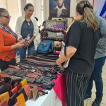 Impulsan feria creativa para celebrar a padres nicaragüenses