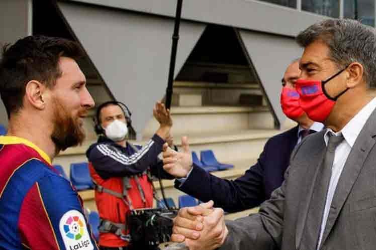 Presidente del Barcelona considera regreso de Lionel Messi