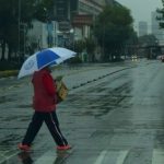 Onda tropical afecta regiones del occidente mexicano