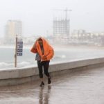 Estelle se intensifica en huracán en el occidente de México