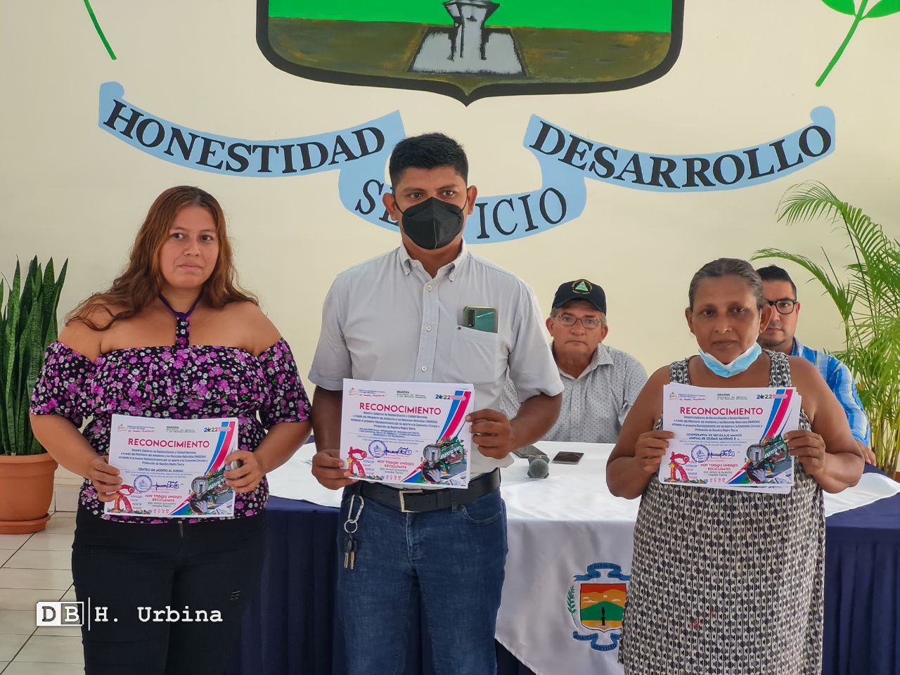 Tres recicladoras de Ciudad Sandino avaladas por el MARENA