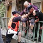 Al menos 12 muertos por inundaciones en el sur y norte de China