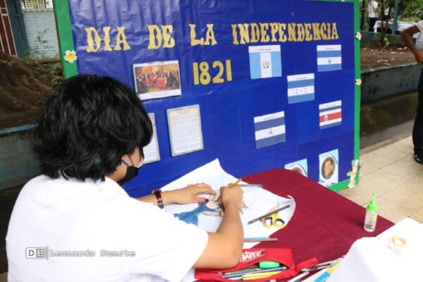 Colores azul, blanco y azul predominarán en colegios de Nicaragua