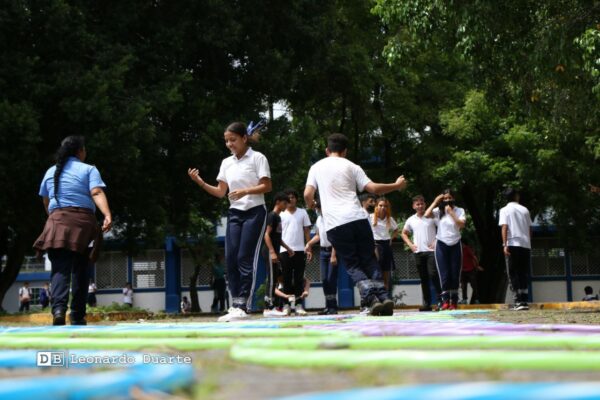 Estudiantes participan en competencias departamentales de circuitos extremos 