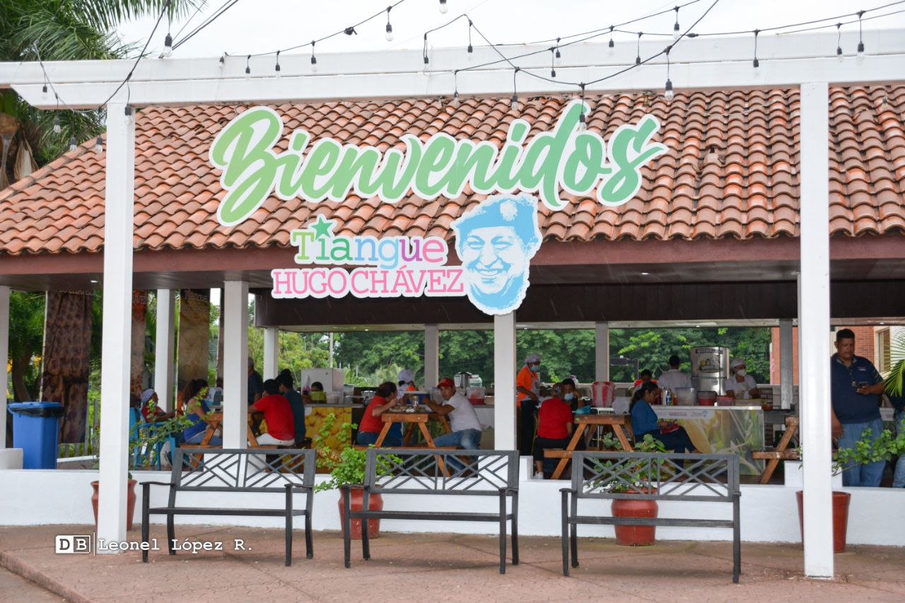 Tiangue Hugo Chávez se reinventa con nueva oferta gastronómica y mejores instalaciones