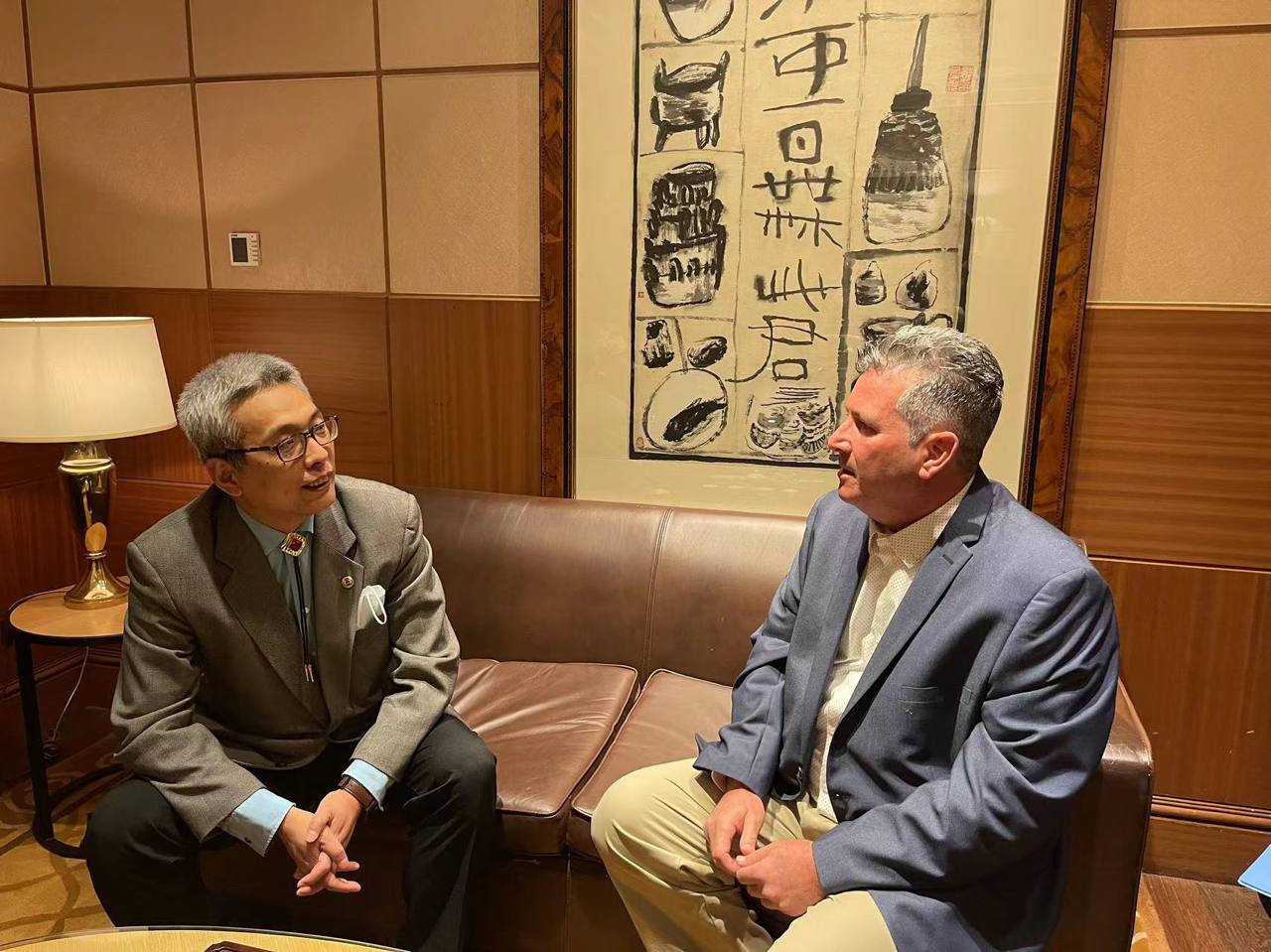 Embajador nicaragüense sostiene reunión con director para América Latina de Cancillería China