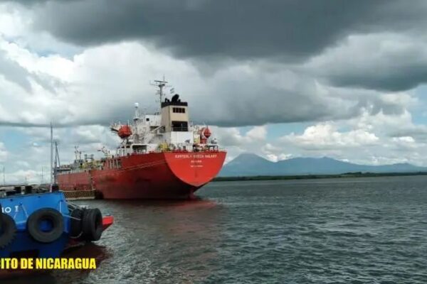 Fuerza Naval en monitoreo de fenómeno meteorológico