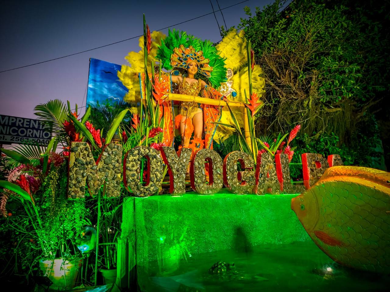 Efectúan cuarta edición del Carnaval Rivas Siempre Linda