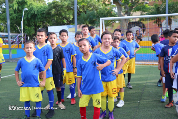 Nicaragua recuerda al astro del fútbol, Diego Maradona 
