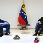 Petrolera estadounidense Chevron volverá a operar en Venezuela