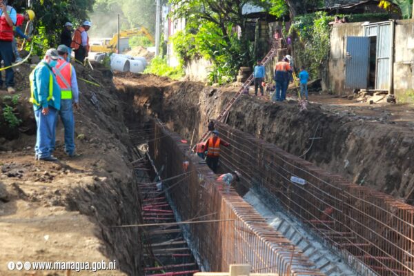 Supervisan proyecto de drenaje pluvial en la comarca Gracias a Dios