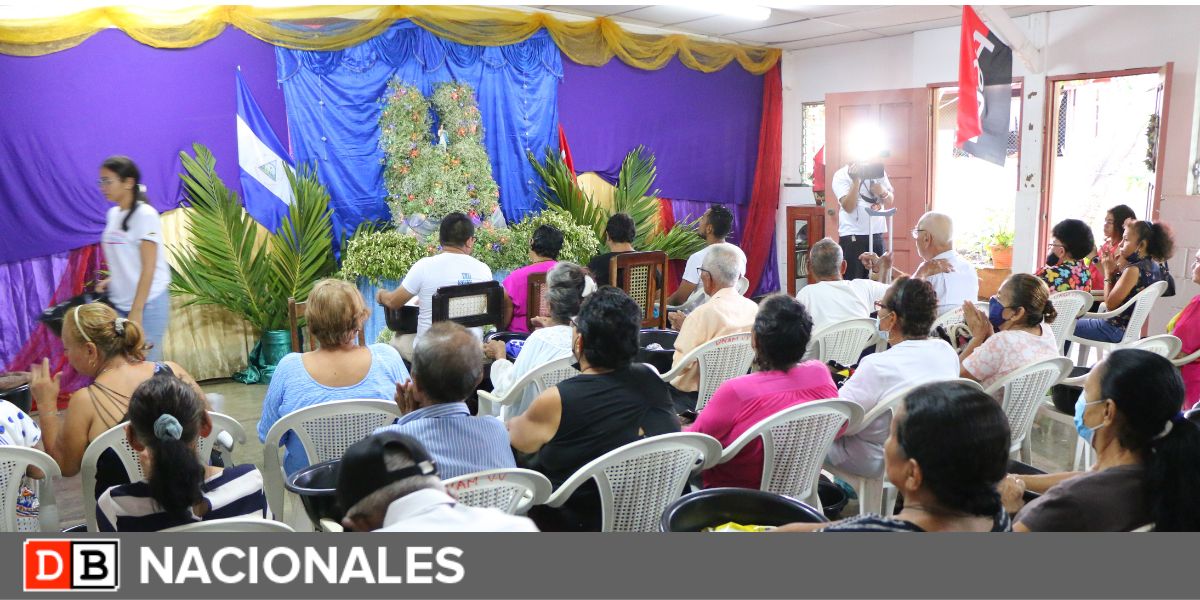 Promotores solidarios celebran Purísima con adultos mayores de Managua