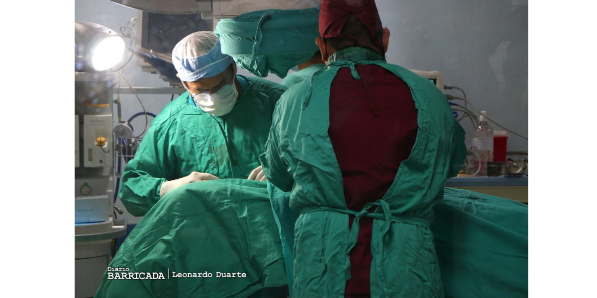 Nicaragüenses protagonizan primera jornada gratuita de implantación de marcapasos del 2023