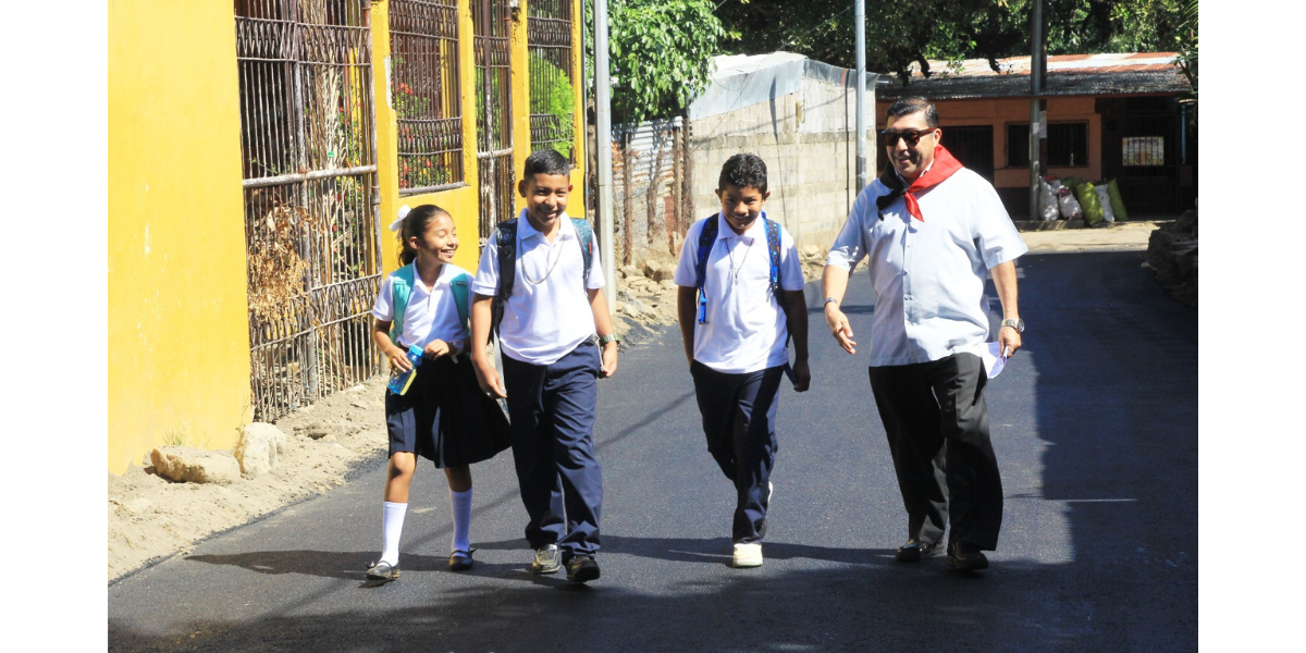 Nuevas calles benefician a más de 3 mil familias del barrio Ayapal, Managua