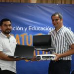 Equipan laboratorios de computación de 47 centros técnicos de Nicaragua
