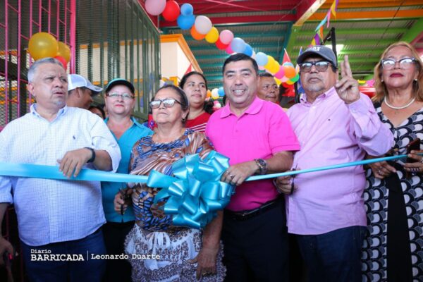 Inauguran mejoras de la bodega 2 del mercado Mayoreo