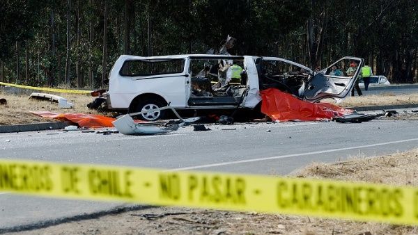 Accidente vial dejó al menos dos muertos en el norte de Chile