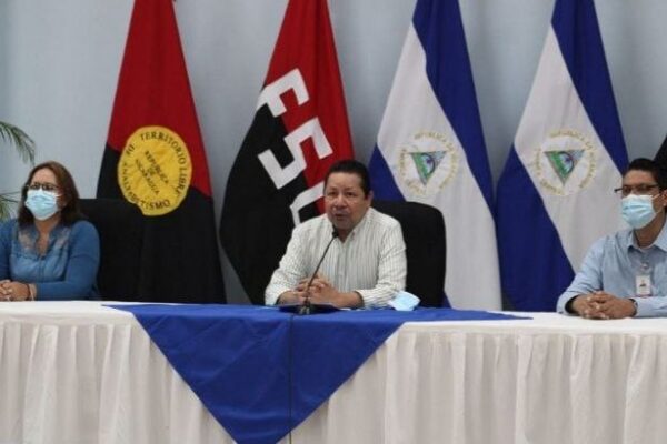 Nicaragua preparada para celebrar Día Nacional de la Educación