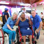 Protagonistas del programa Todos con Voz reciben nuevas sillas de ruedas