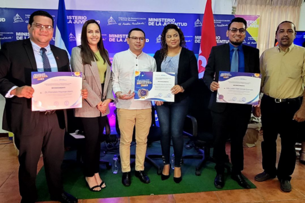 Jóvenes investigadores son premiados por Gobierno de Nicaragua