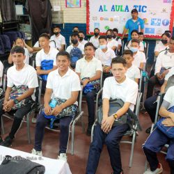 Fomentan práctica del béisbol infantil y juvenil en colegios de Nicaragua