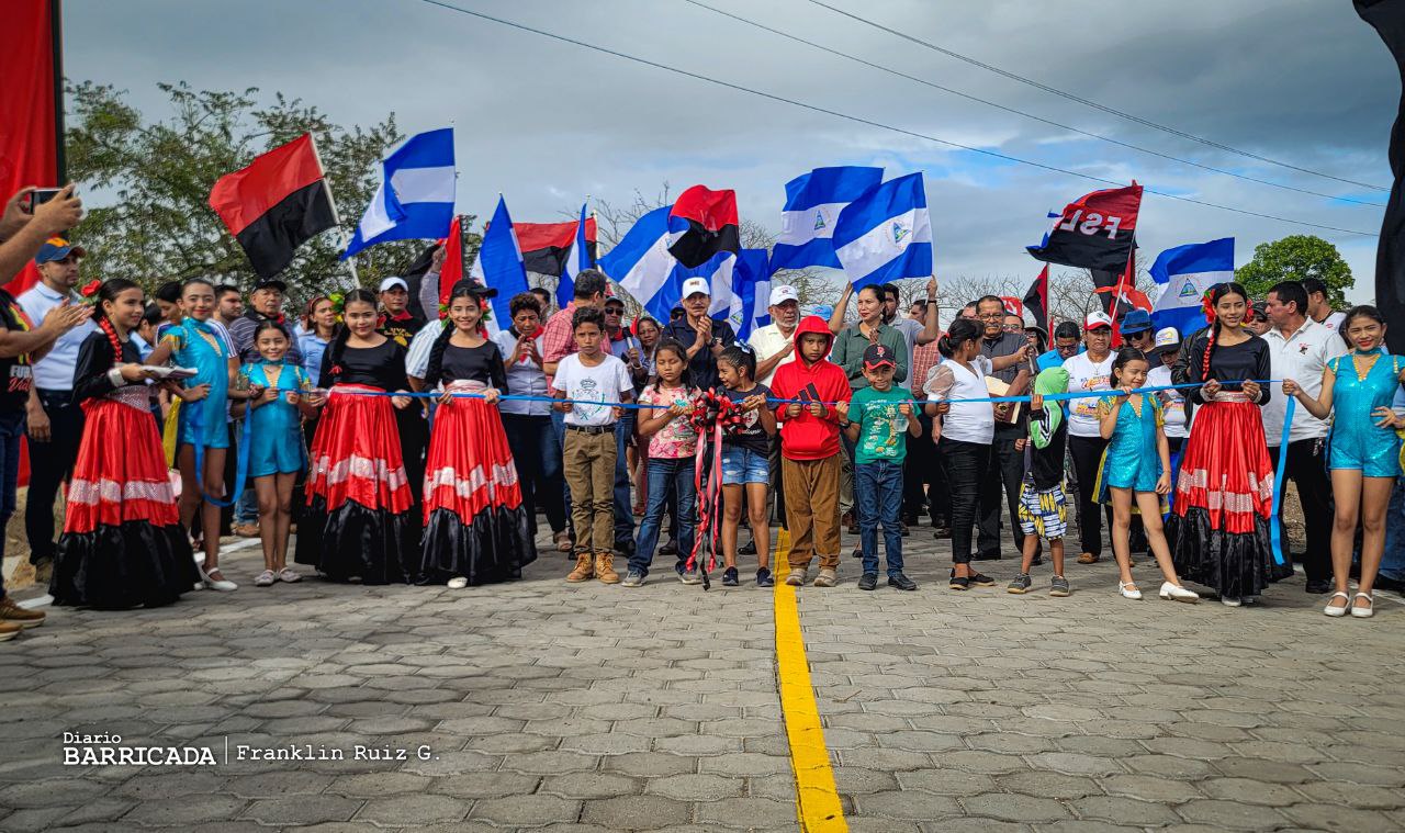Nueva carretera beneficia a la producción ganadera y agrícola de Juigalpa