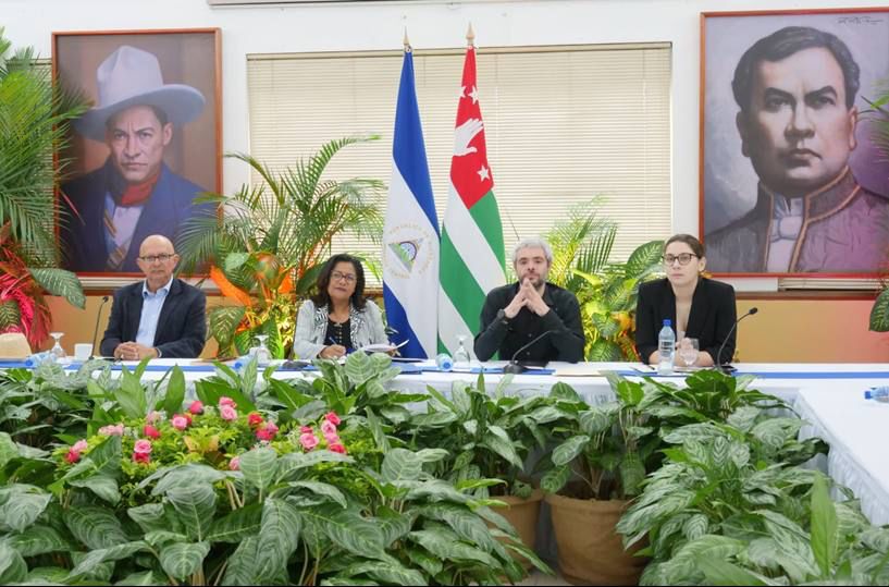 Nicaragua firma acuerdo de cooperación con Biblioteca de Abjasia