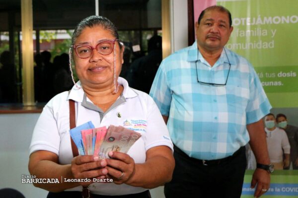 Servidores públicos recibirán retroactivo del ajuste salarial de enero 2023