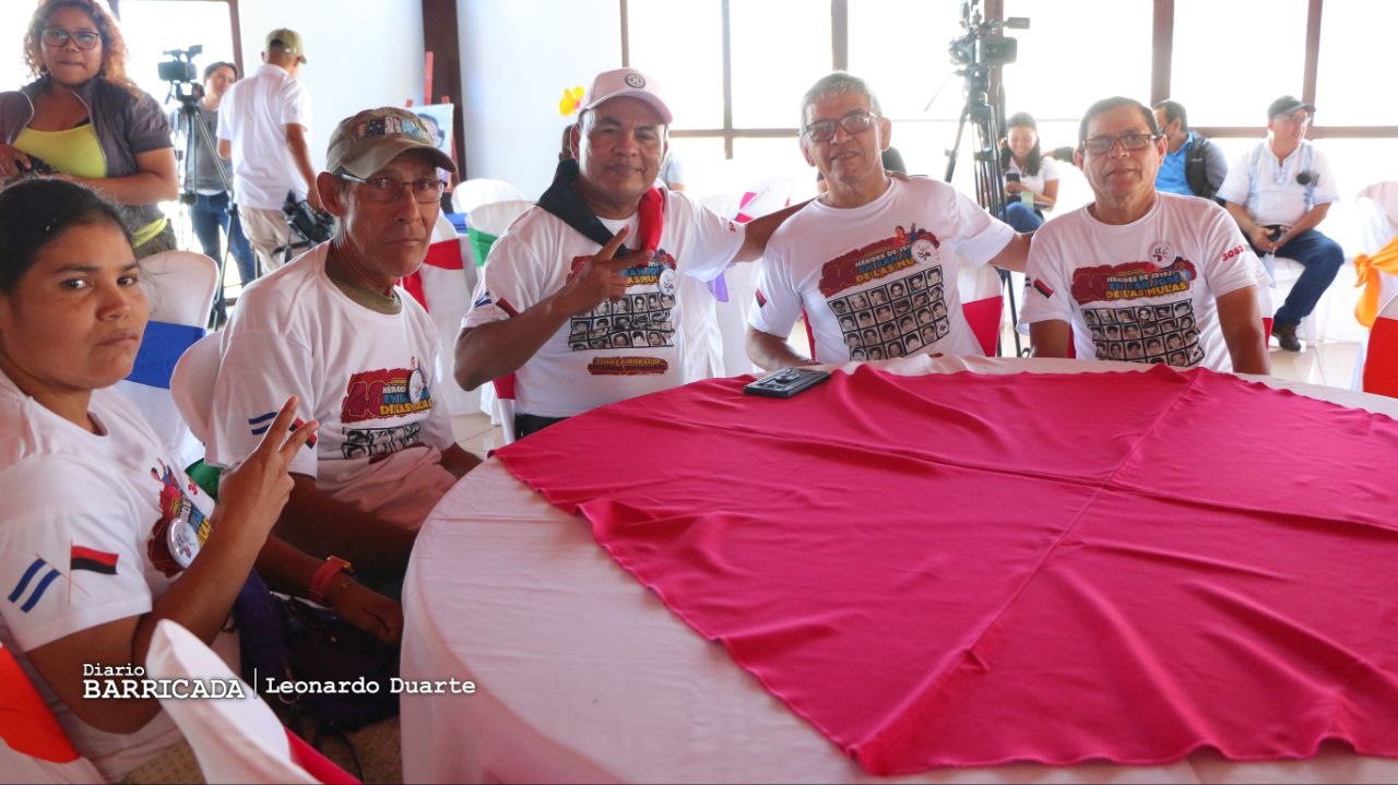 Juventud Sandinista se reúne con familiares de los Héroes y Mártires de San José de las Mulas