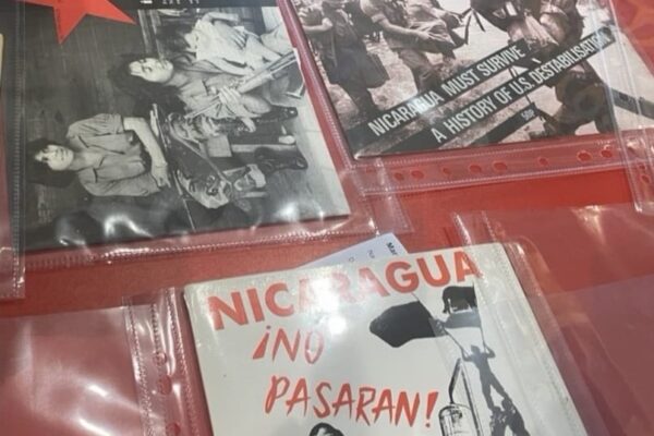 Delegación diplomática de Nicaragua visitó Biblioteca Marx Memorial en Londres