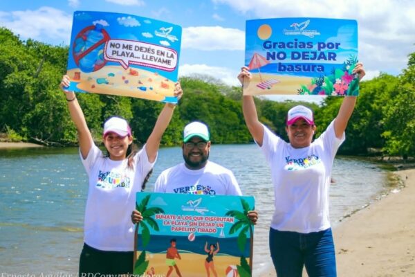 Juventud comprometida en entregar a turistas nacionales y extranjeros espacios turísticos limpios