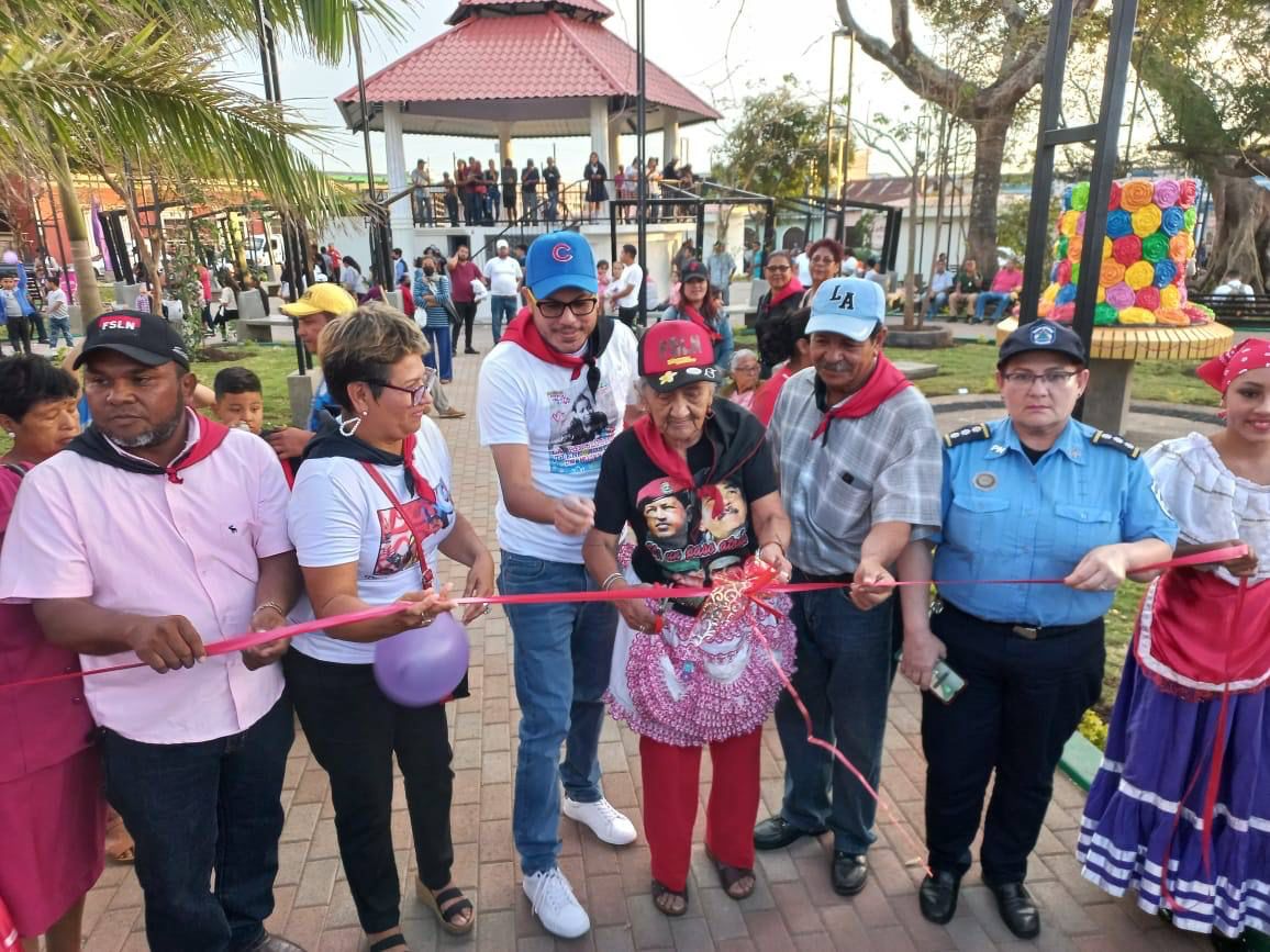 Inauguran primera etapa de la remodelación del Parque de Diriamba