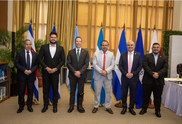 Presidente del BCN participa en importante reunión del Consejo Monetario Centroamericano