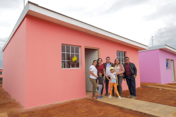 Construyen viviendas dignas para familias laboriosas de Nicaragua