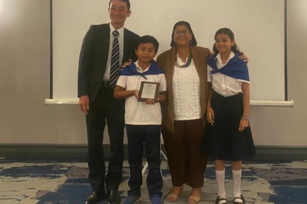 Cooperación japonesa realiza Importante donativo para la Protección del Lago Xolotlán y Escuela Flotante “UMINOKO”