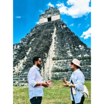 Embajador de Nicaragua visita sitio arqueológico de Tikal