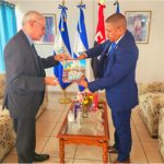 Embajador de Nicaragua en El Salvador recibe visita diplomática del Embajador de Brasil en el país centroamericano