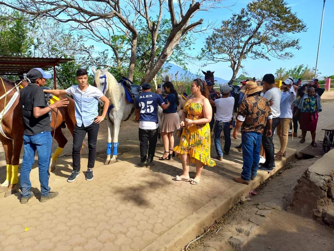 Gran afluencia de turistas en el Mirador de Catarina