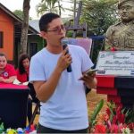 Familias de Nueva Guinea conmemora al Comandante Tomás Borge con flores, poesía y música