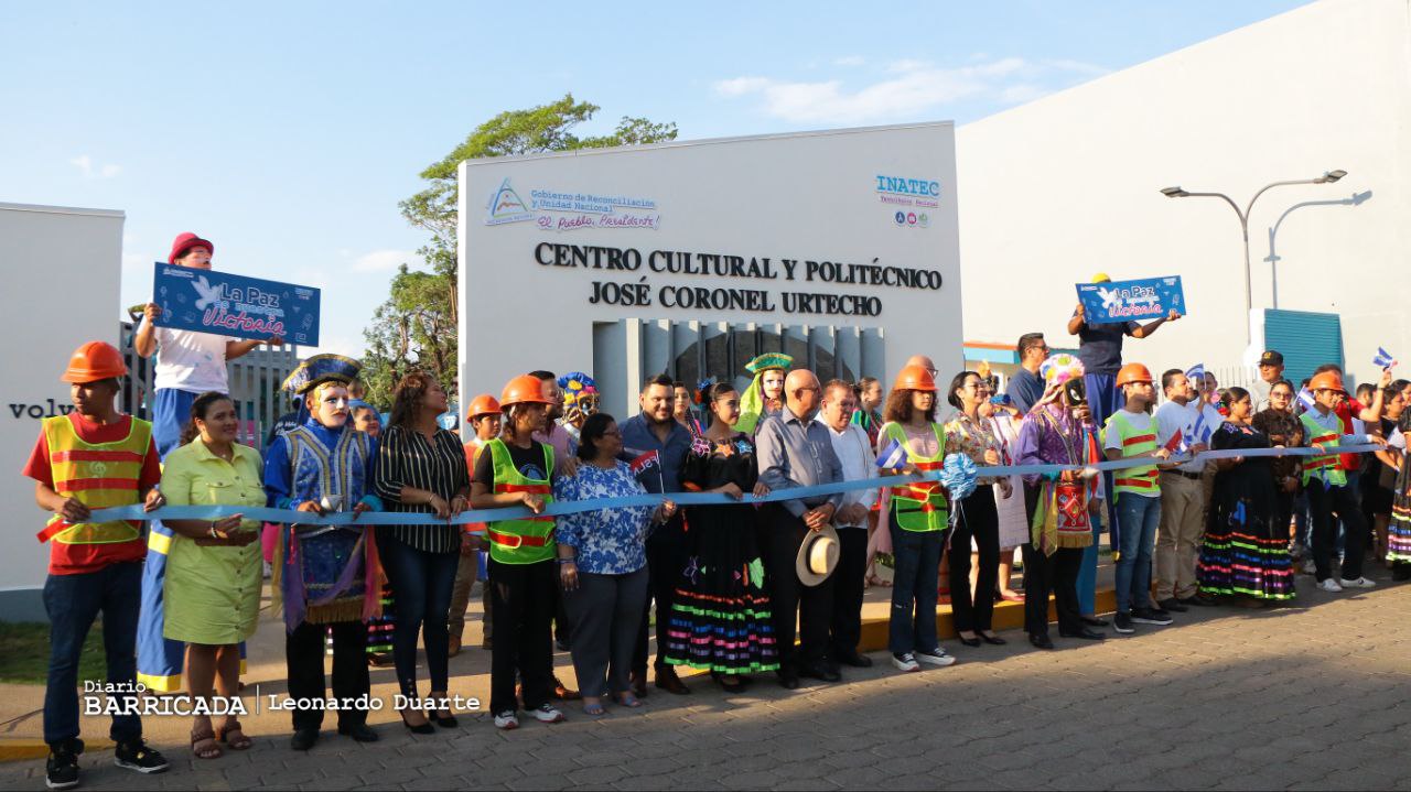 Inauguración del Centro  Cultural y Politécnico José Coronel Urtecho