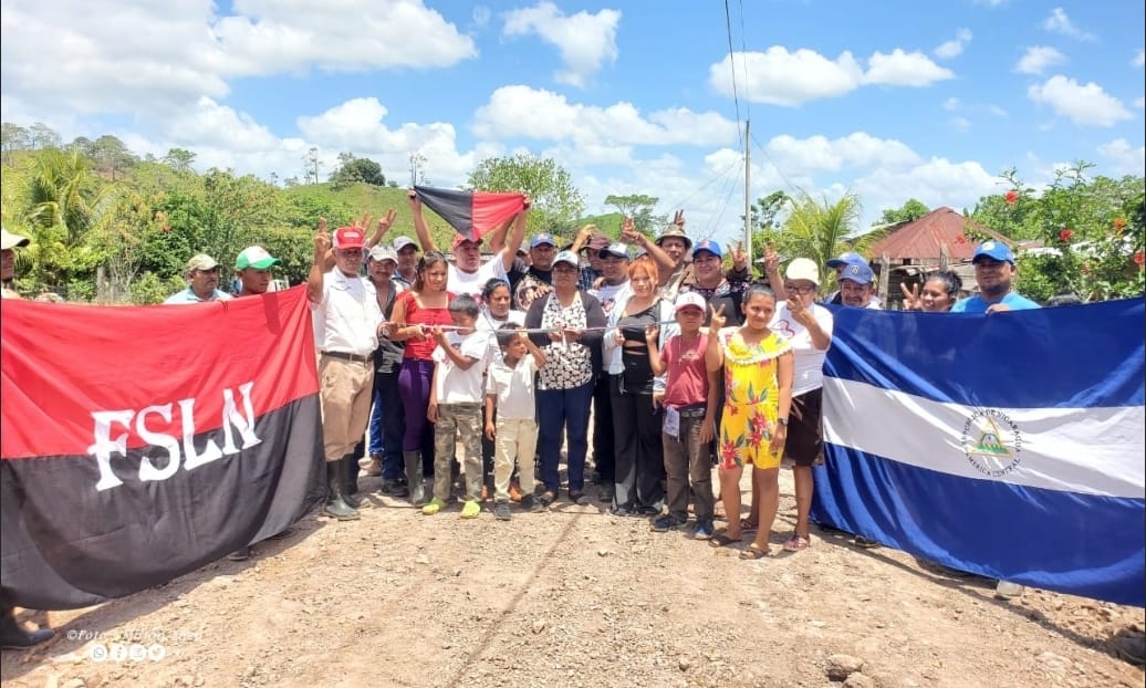 Inauguran importante proyecto carretero en Rosita