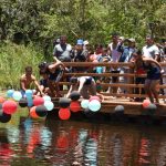 Realizan competencia de natación en Laguna La Bruja