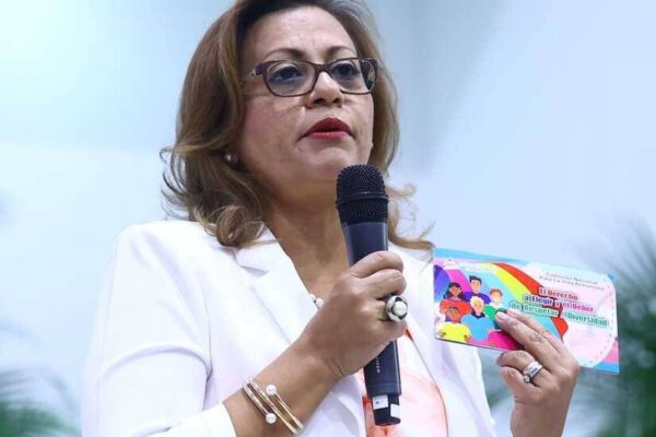 Presentan a Pastores, Líderes Religiosos y Representantes de ONG’s Nacionales e Internacionales, la Cartilla Diversidad Digna, el Derecho a Elegir y el Deber de Respetar