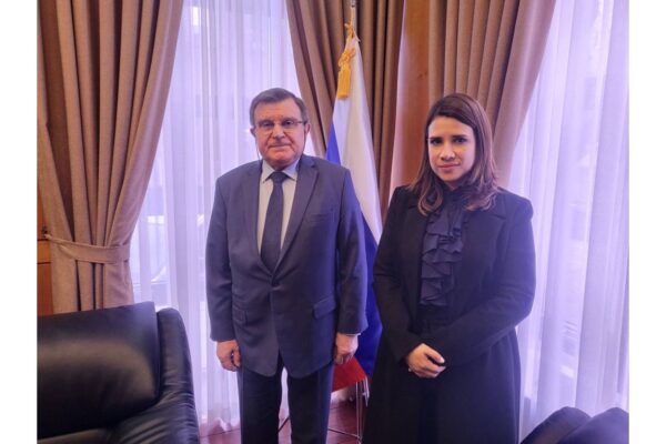 Nicaragua sostiene fraterno encuentro con Embajador de Rusia en Corea