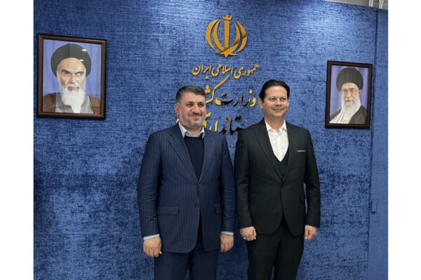 Embajador de Nicaragua en Irán en reunión con el Gobernador de la provincia de Yazd