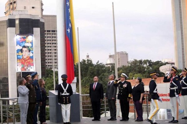 Conmemoran en Venezuela el 213 aniversario del grito de independencia
